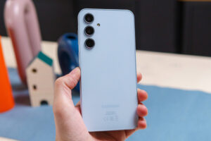 بررسی کامل گوشی سامسونگ Galaxy A35